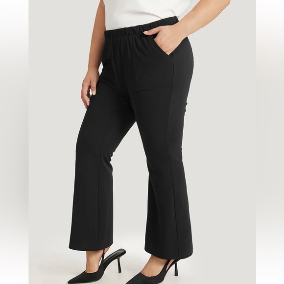 BloomChic Plus Size 3XL Solid Pocket Flare Leg Elastic Waist Pants us22-24 - Picture 2 of 8